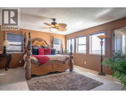 460 Sunset Link, Crossfield, AB T0M0S0 Photo 32