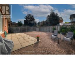 40 Arnold Crescent, Whitby, ON L1M1H9 Photo 24