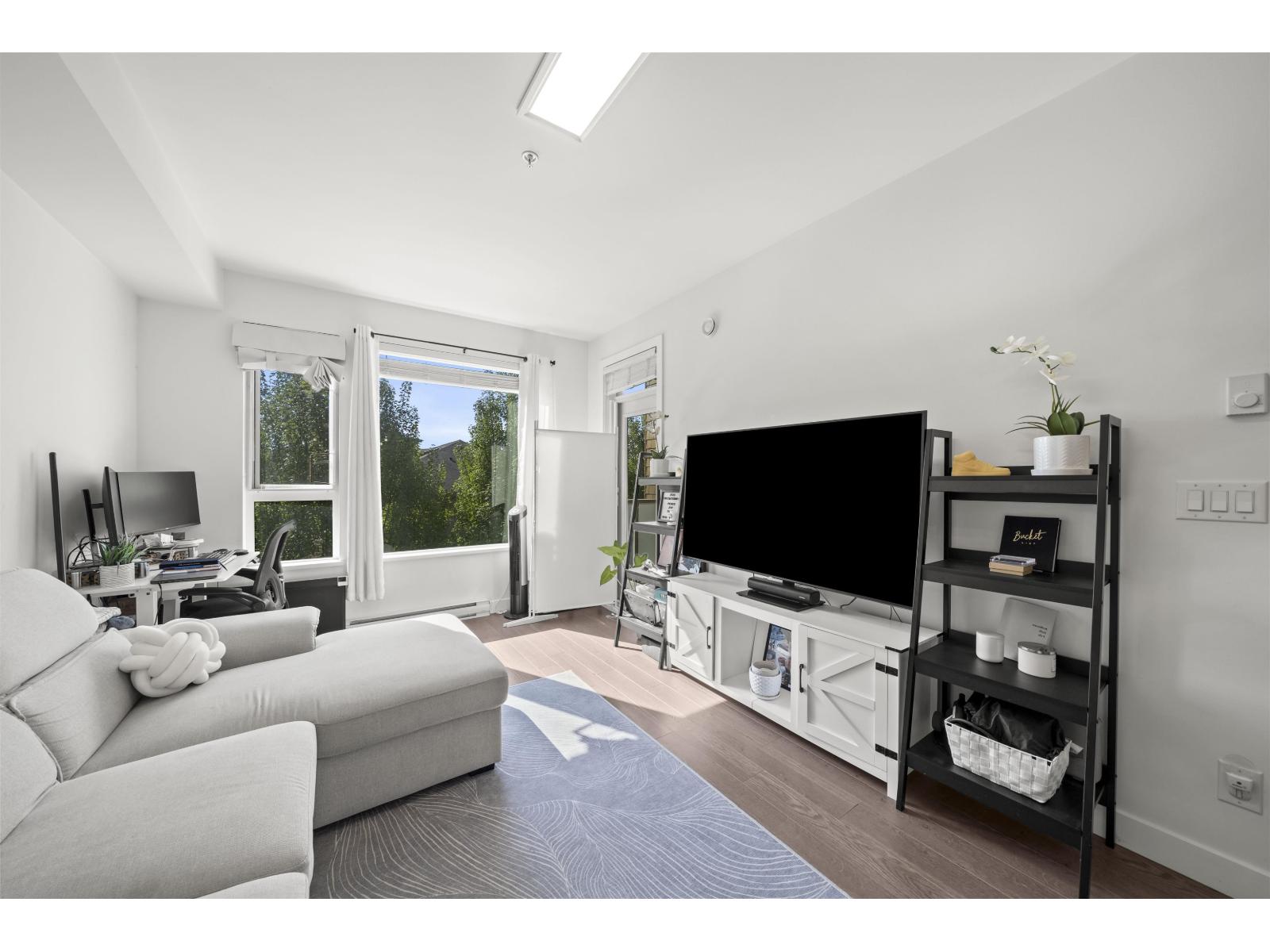 #213 8360 DELSOM Way, Delta, British Columbia, V4C0E6, Delta, British Columbia — photo 2 of 5