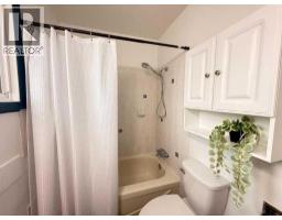 5632 Dalhousie Drive NW - photo 27