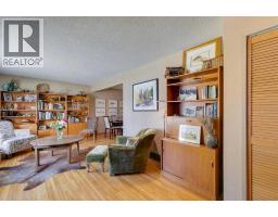 6140 Dalmarnock Crescent NW - photo 5
