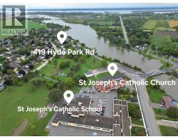 219 Hyde Park, River Canard, ON N9V3R3 Photo 23