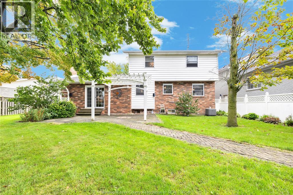 219 Hyde Park - 22