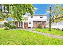 219 Hyde Park, River Canard, ON N9V3R3 Photo 22