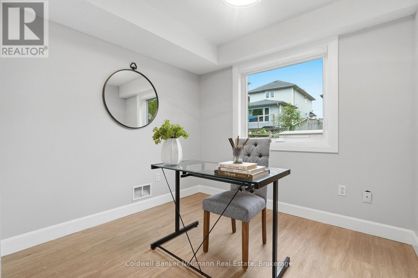 20 TRAILBROOK LANE - 25
