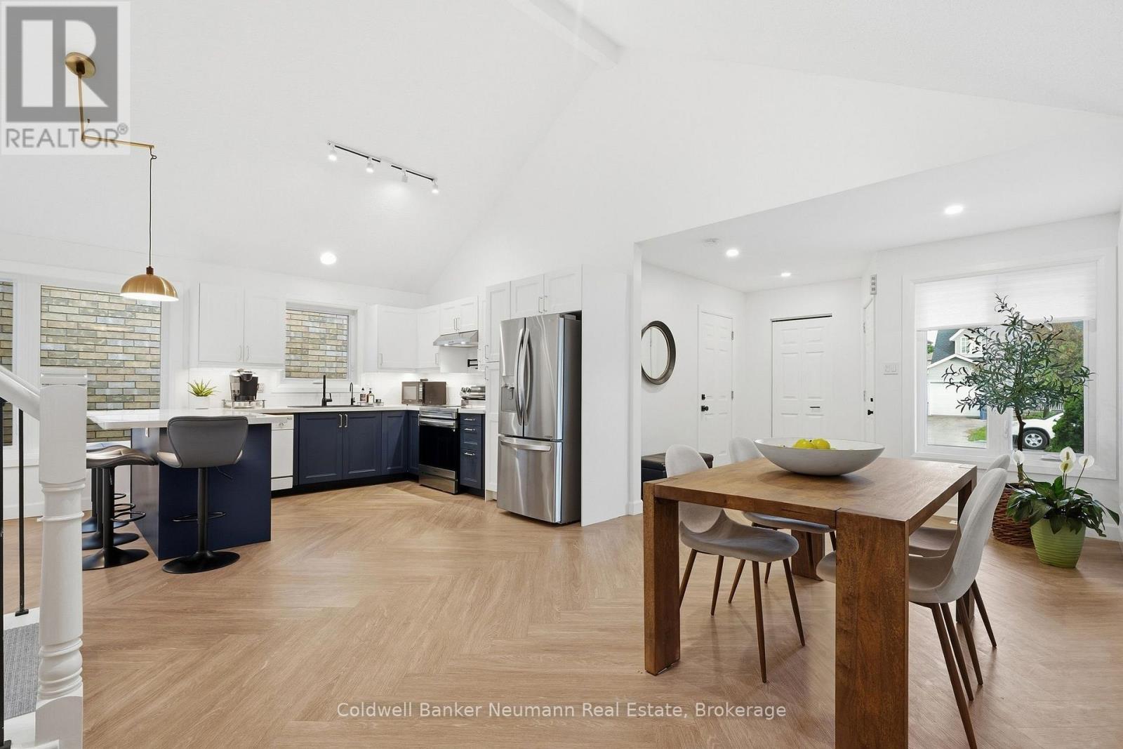 20 TRAILBROOK LANE - 8