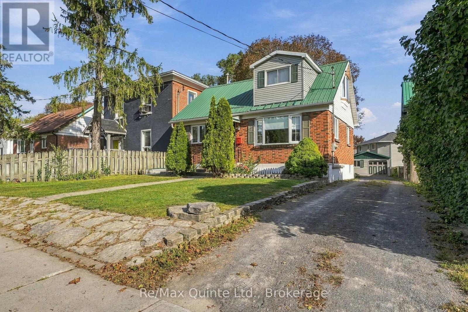 170 Moira Street West, Belleville (Belleville Ward), Ontario, K8P1T5, Belleville (Belleville Ward), Ontario — photo 3 of 5