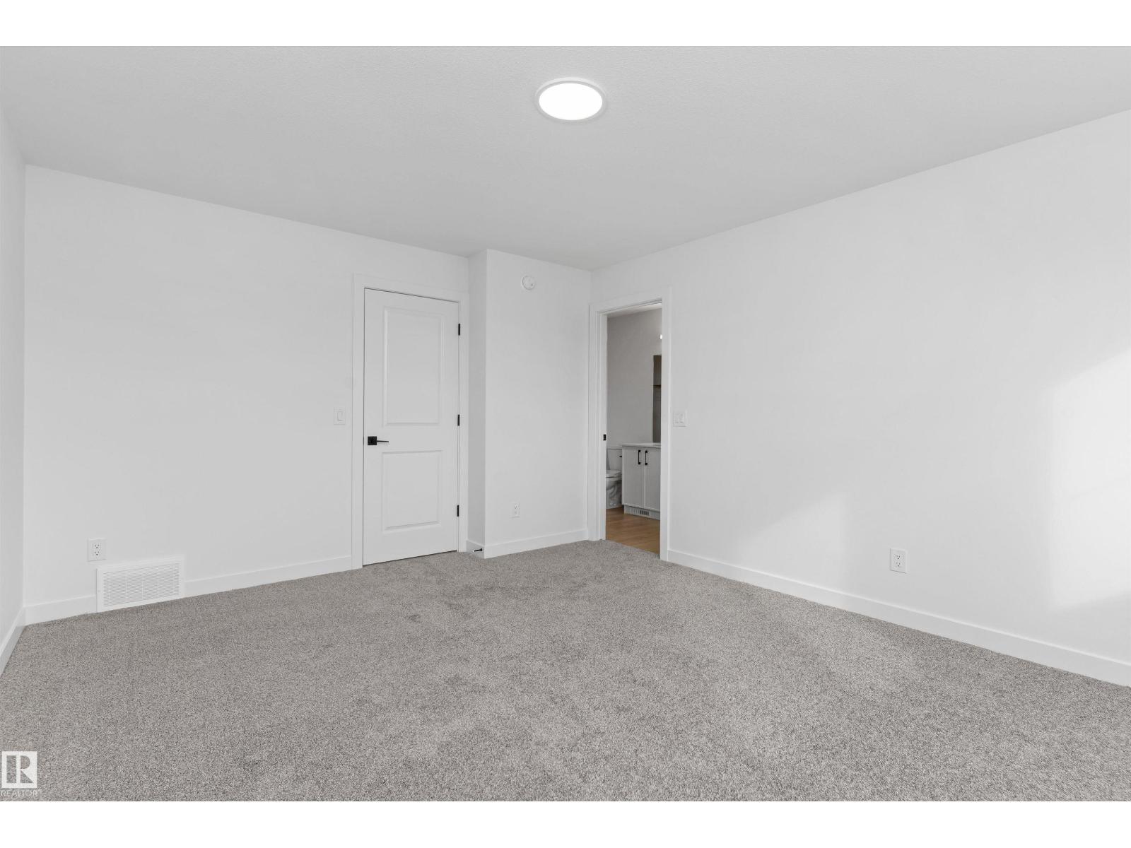 4228 63 ST - 34