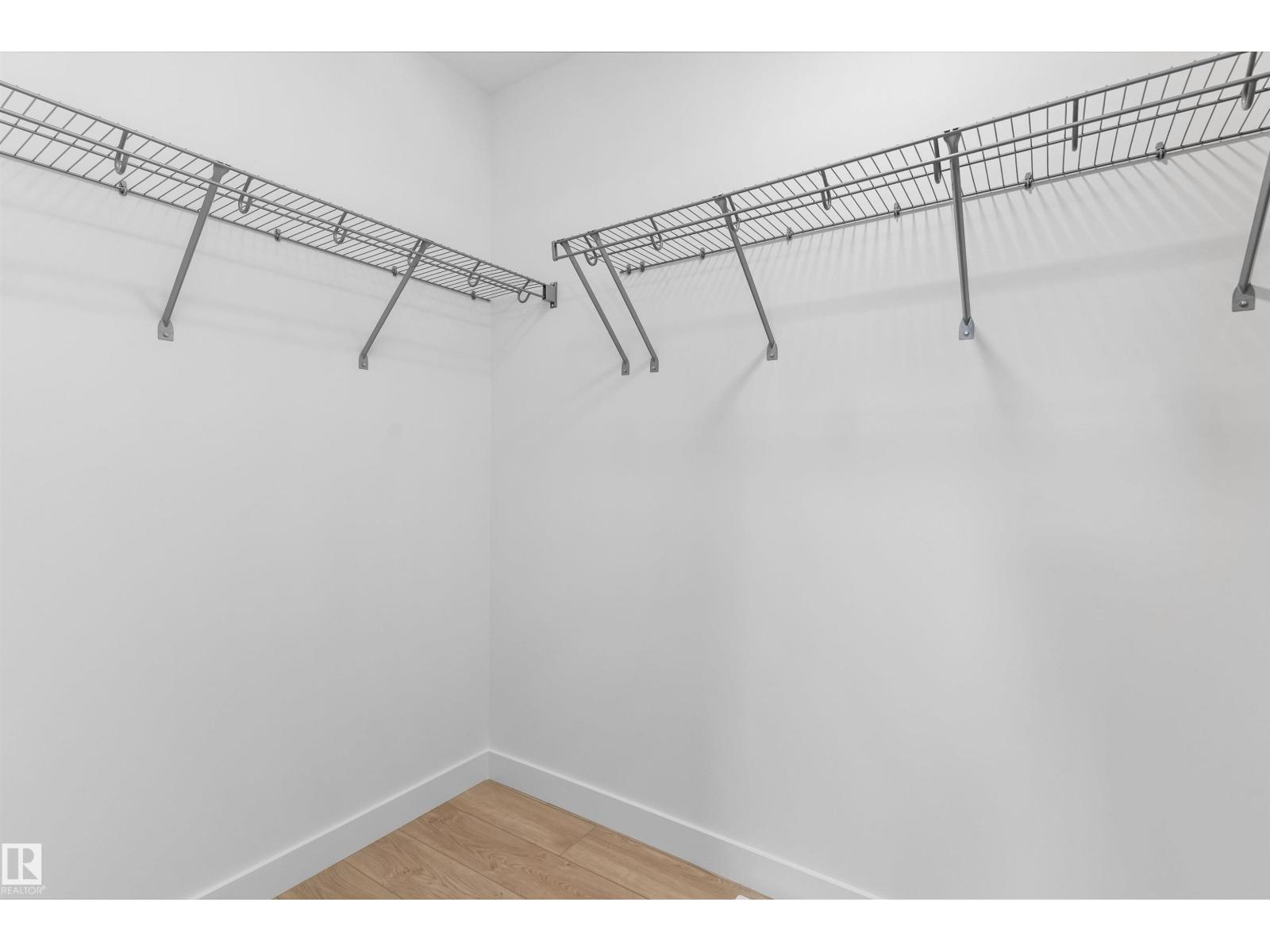 4228 63 ST - Image 37