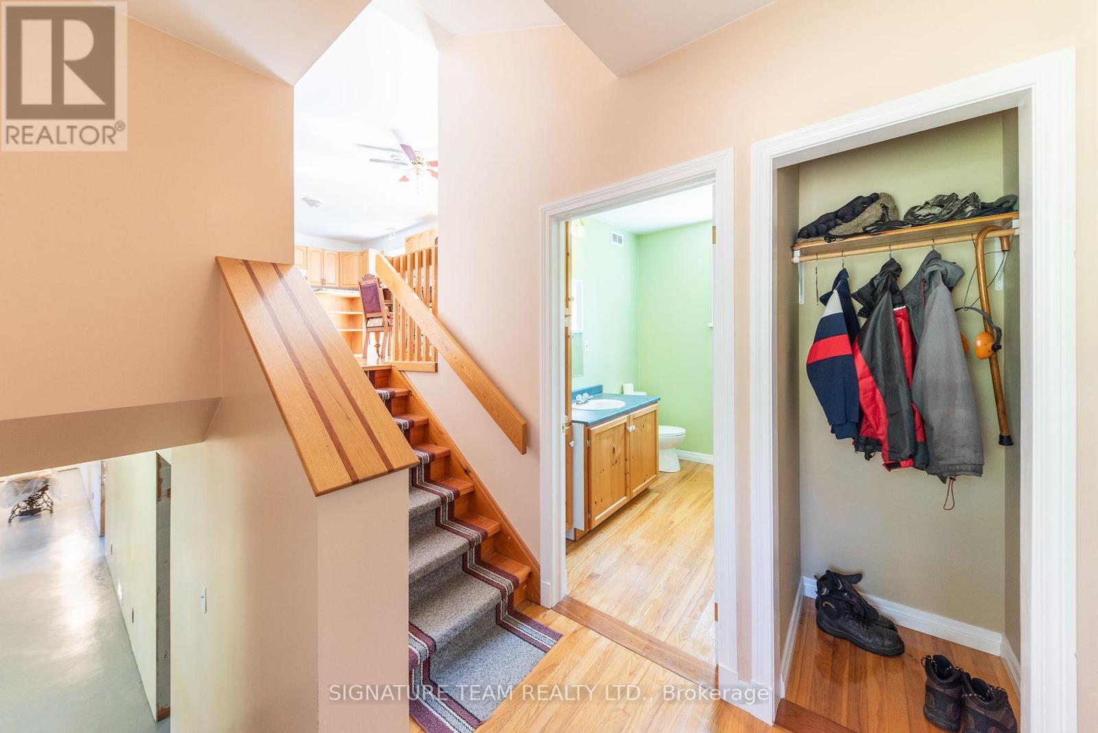 583 ACHRAY ROAD, Laurentian Valley — photo 8