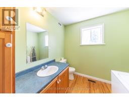 583 Achray Road, Laurentian Valley, ON K8A6W7 Photo 9