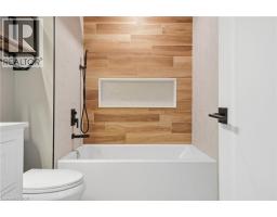 58 Rosslyn Avenue N Unit# 2, Hamilton, ON L8L7P4 Photo 23