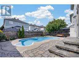 Living room - 325 Upcountry Drive E, Ottawa, ON K2S2H6 Photo 11