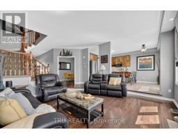 325 Upcountry Drive E, Ottawa, ON K2S2H6 Photo 18