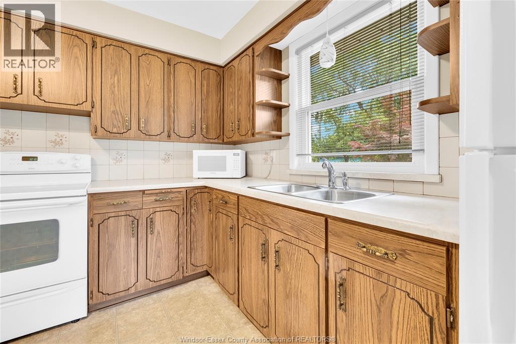 1144 Virginia AVENUE - 2