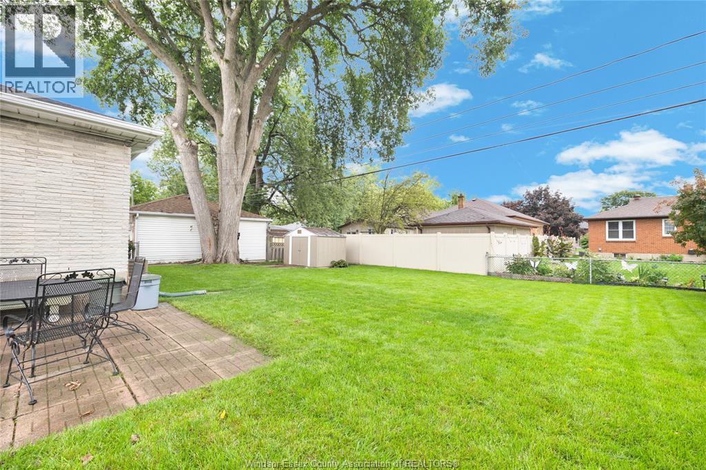 1144 Virginia AVENUE - Image 24