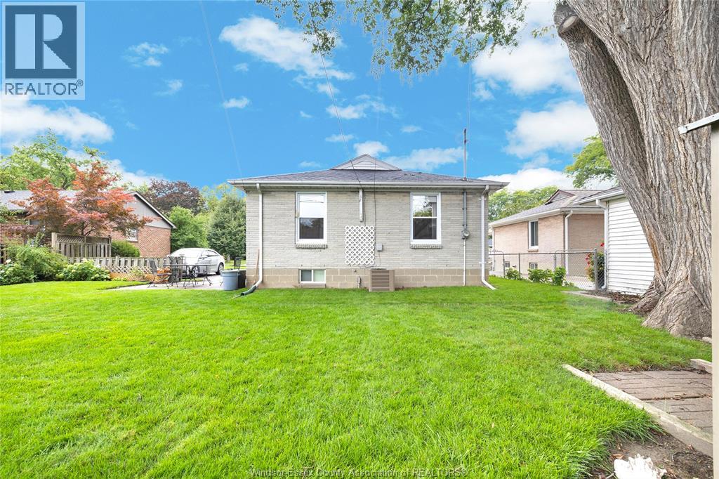 1144 Virginia AVENUE - Image 25