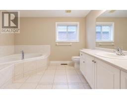 150 Matteo David Drive, Richmond Hill, ON L4S2S5 Photo 6
