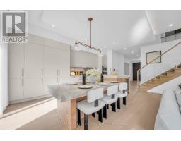 Great room - 323 Winnifred Drive, Georgina, ON L4P3B4 Photo 11