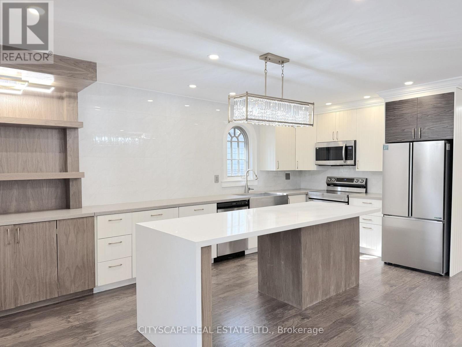 60 HILLVIEW DRIVE, Newmarket (Bristol-London) — photo 10
