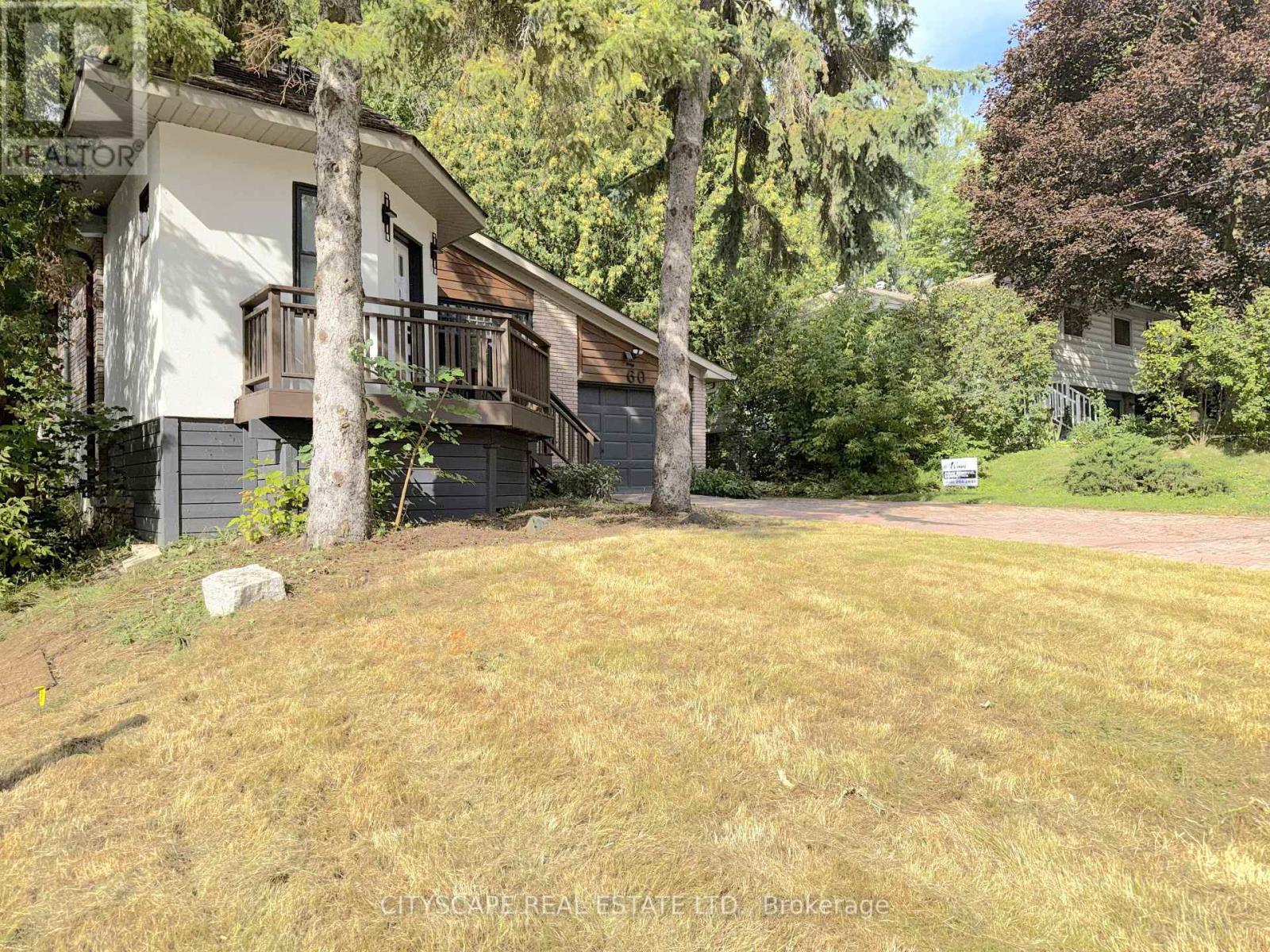 60 HILLVIEW DRIVE, Newmarket (Bristol-London) — photo 3