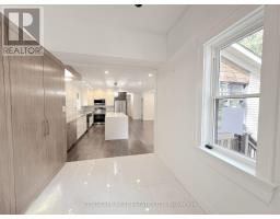 Partial bathroom - 60 Hillview Drive, Newmarket, ON L3Y4H9 Photo 8