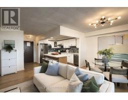 1904 - 135 Marlee Avenue, Toronto, ON M6B4C6 Photo 10