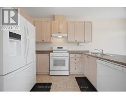 Bedroom 2 - 4301 Trail Blazer Way, Mississauga, ON L5R0A9 Photo 7