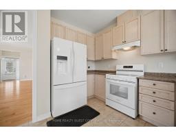 Bedroom 3 - 4301 Trail Blazer Way, Mississauga, ON L5R0A9 Photo 8