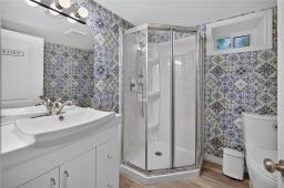 588 Warsaw Avenue, Winnipeg, MB R2L0R4 Photo 39