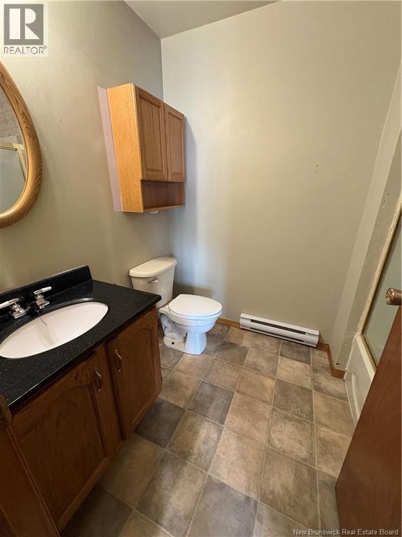 33 Halcomb Road - 8