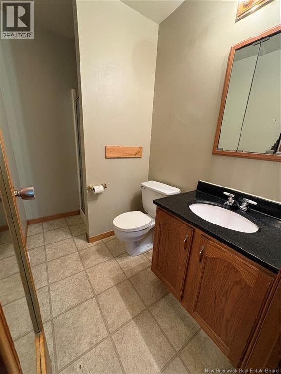 33 Halcomb Road - 12