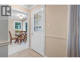 Dining room - 108 Faubert Drive, Chatham, ON N7M2Y4 Photo 9