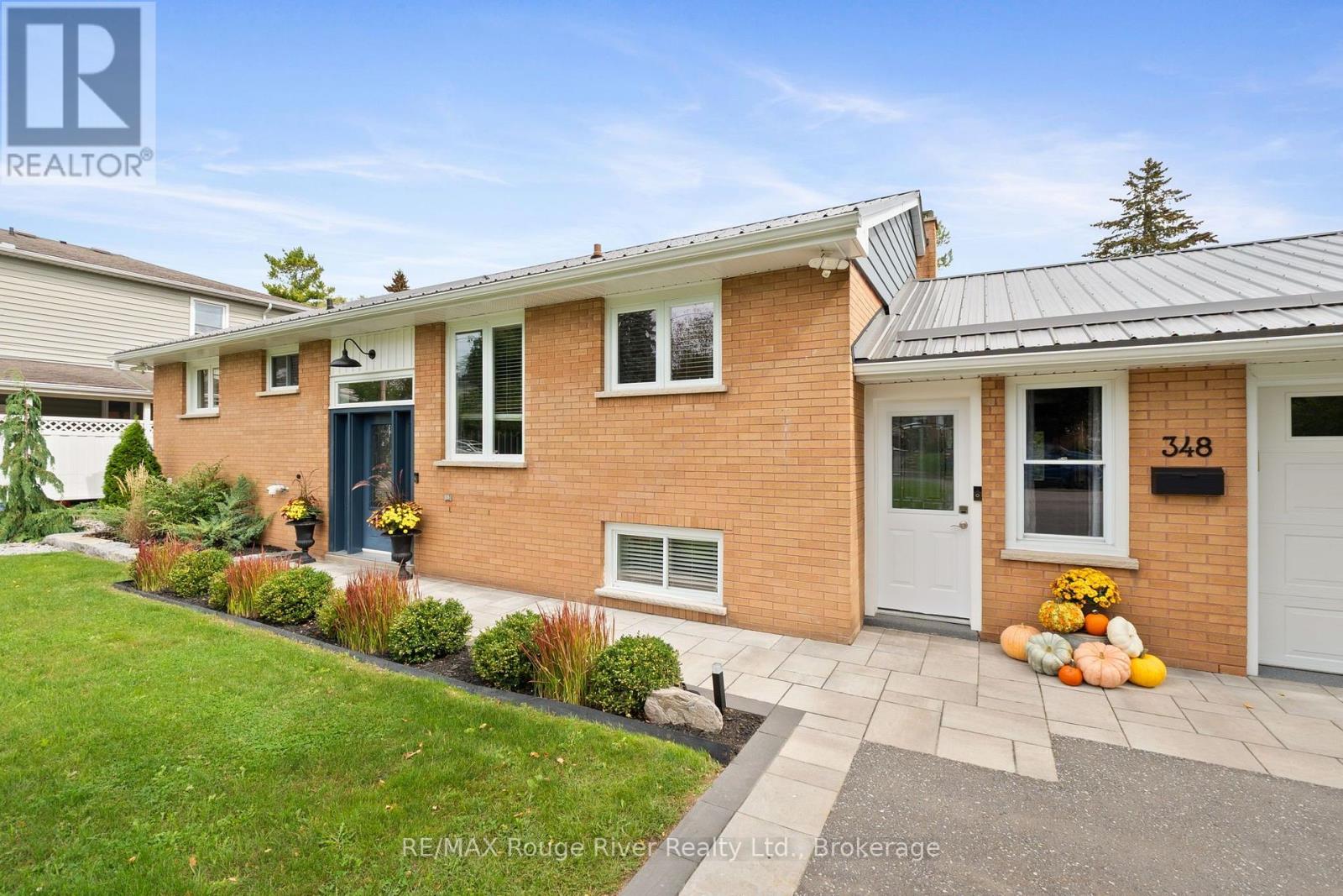 348 COTTESMORE AVENUE - 2