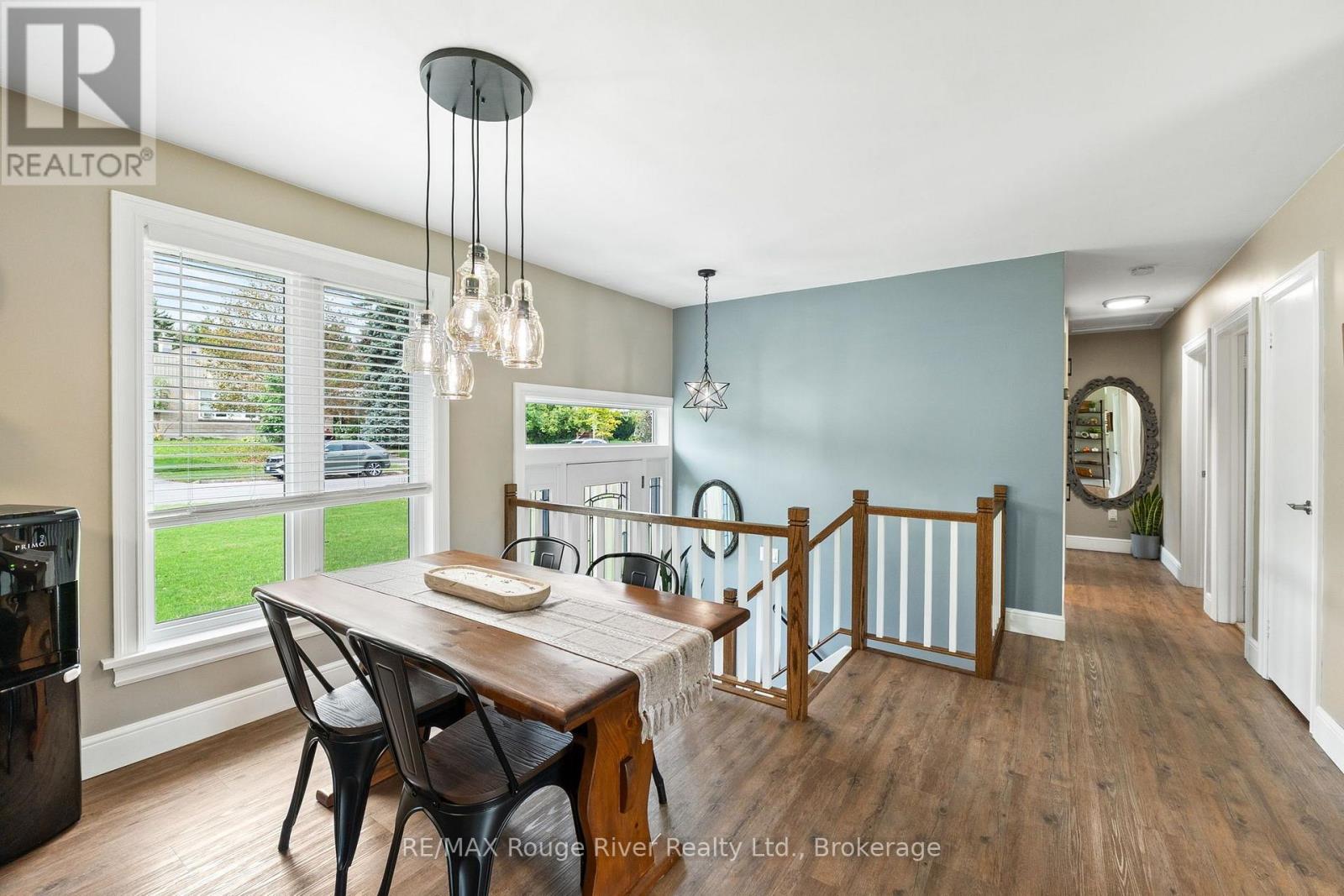 348 COTTESMORE AVENUE - 8