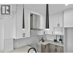 810, 200 Belvedere Boulevard SE - photo 12