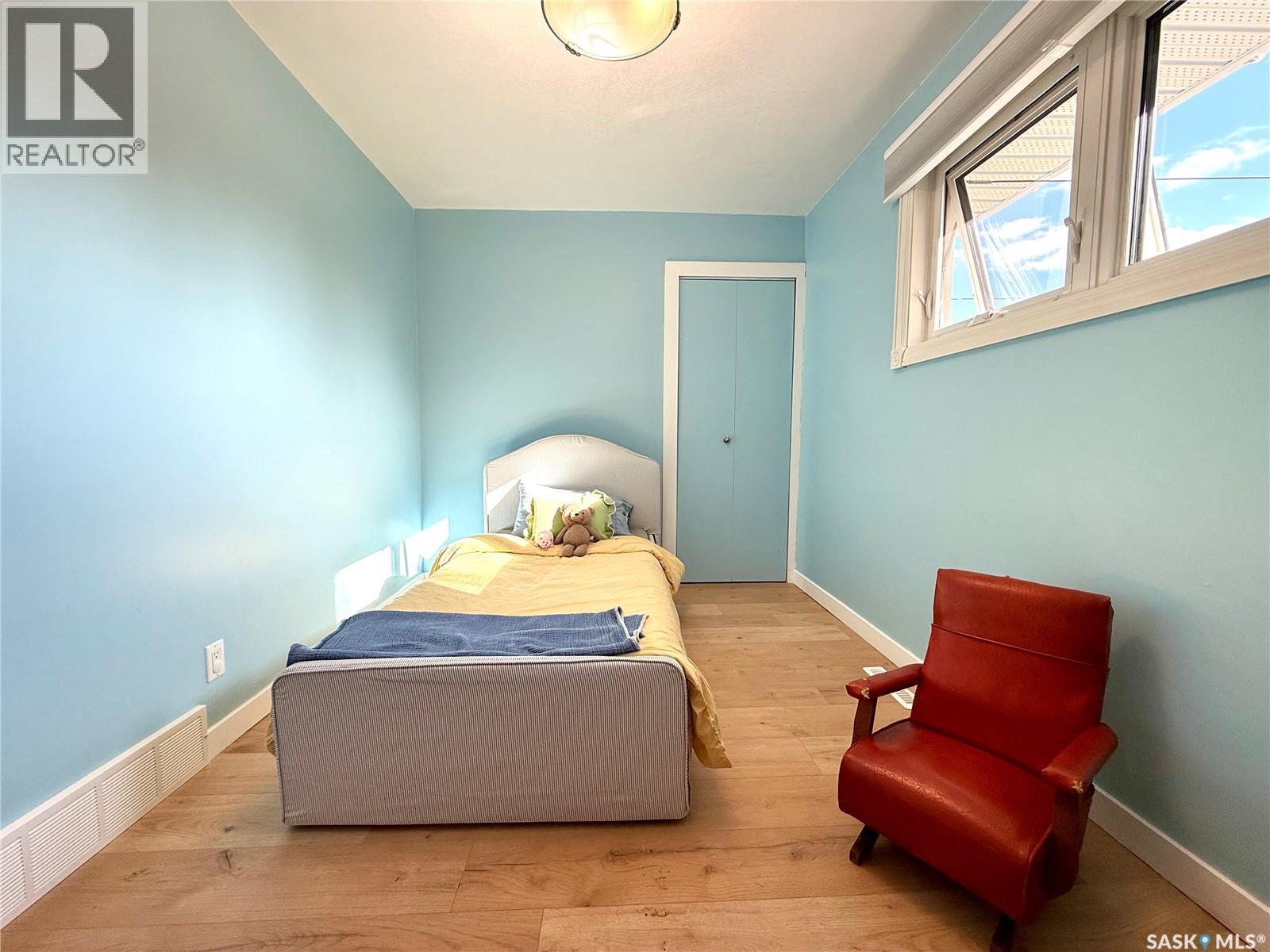 265 5th AVENUE W, Melville — photo 19