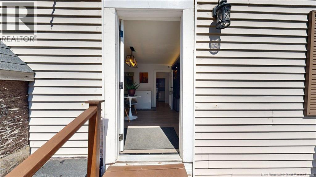 83 Guilford Street, Saint John, New Brunswick, E2M1V5, Saint John, New Brunswick — photo 2 of 5