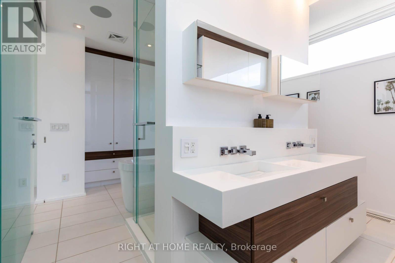 248 MANNING AVENUE - 27