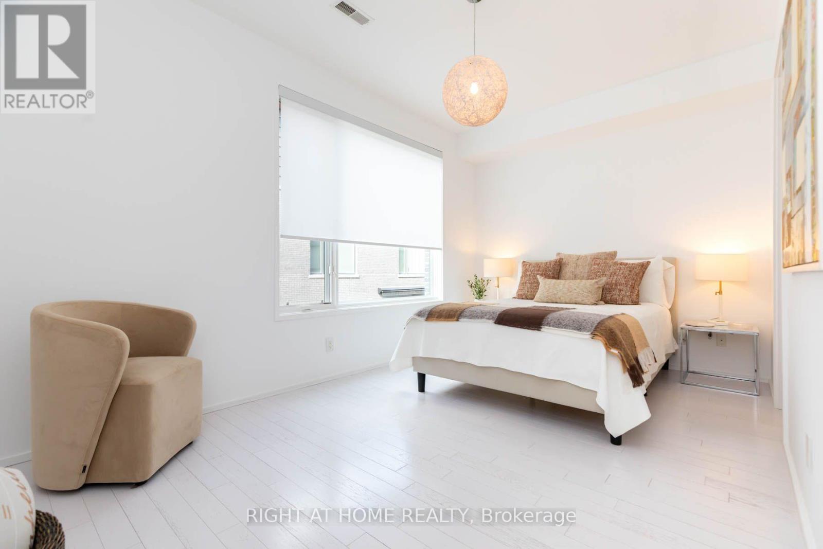 248 MANNING AVENUE - 33