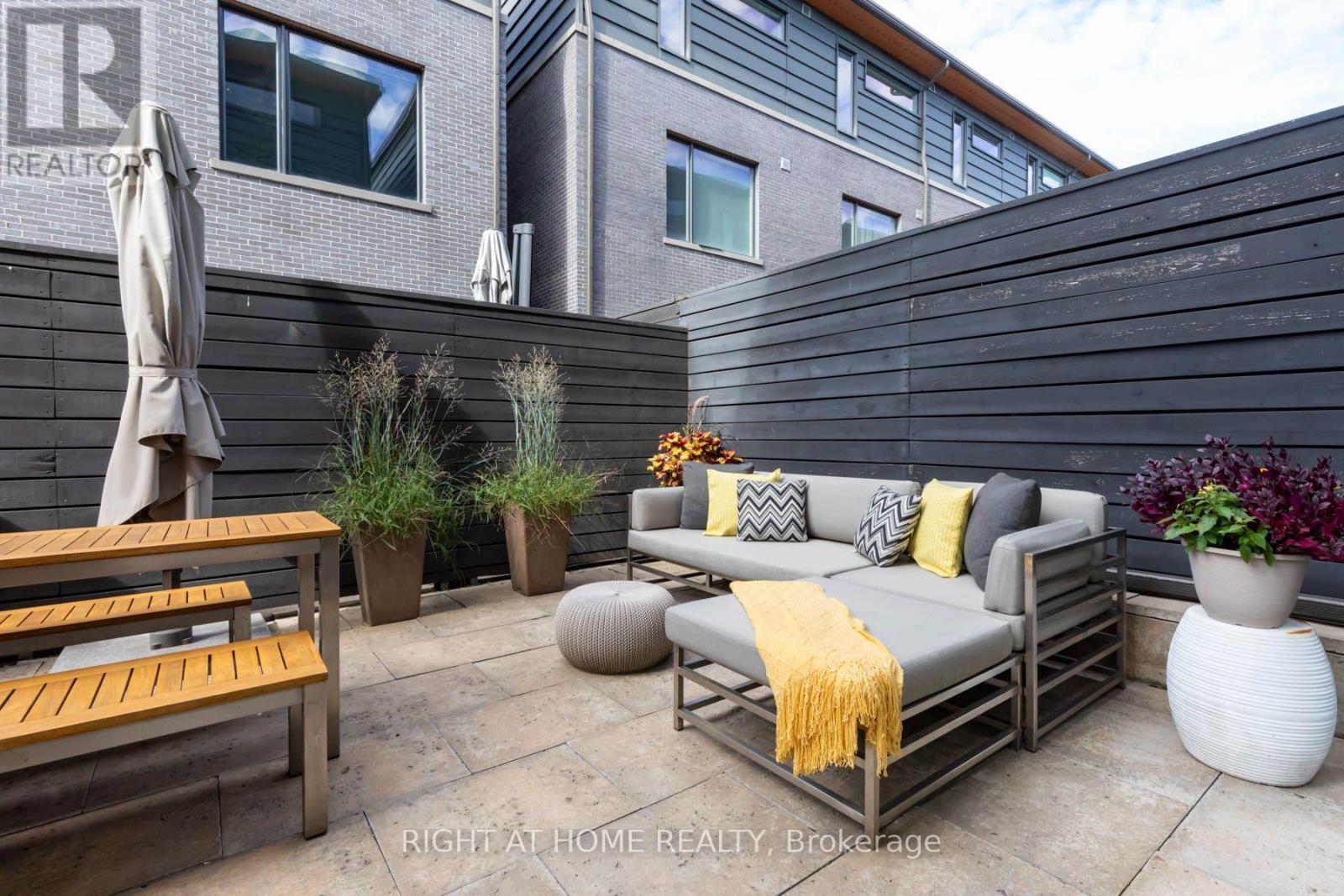 248 MANNING AVENUE - 47