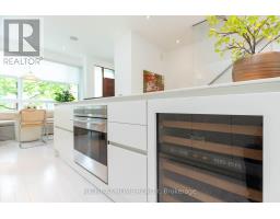 248 Manning Ave Manning Avenue, Toronto, ON M6J2L7 Photo 9