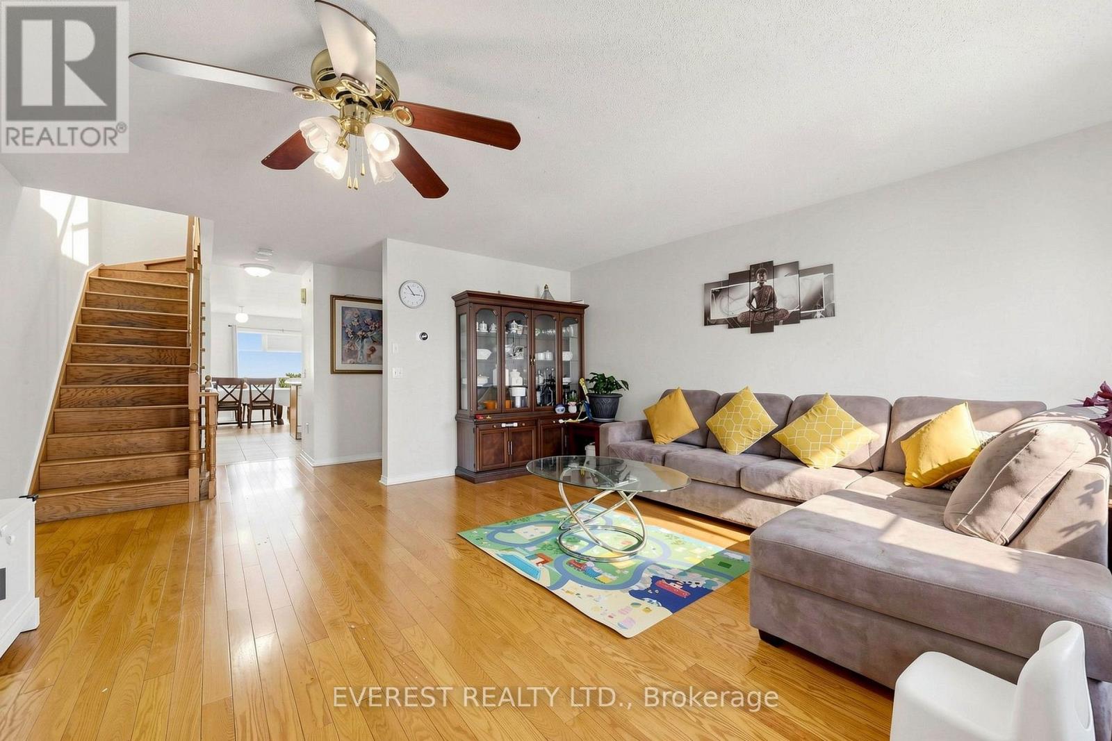 Photo of 121 JENKINSON WAY