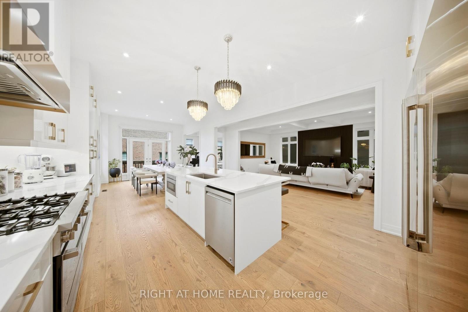18 CASAVANT COURT - 15
