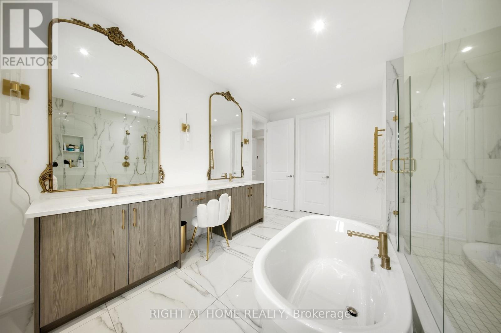 18 CASAVANT COURT - 32