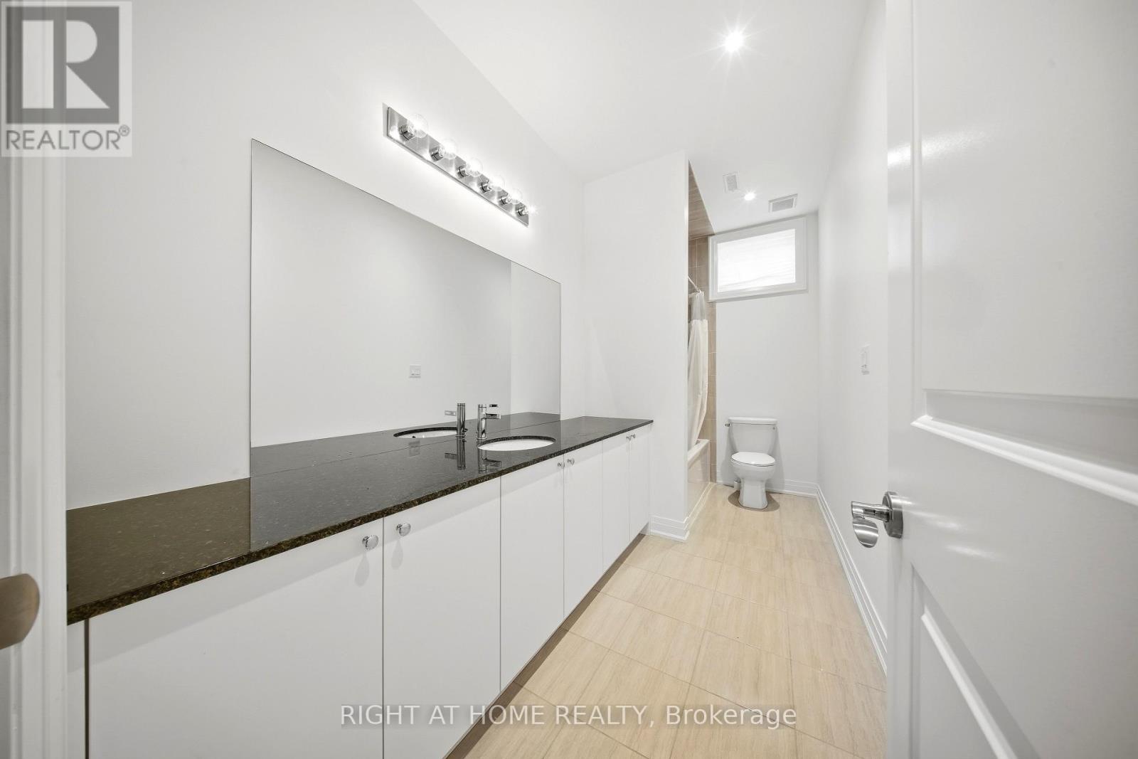 18 CASAVANT COURT - 44