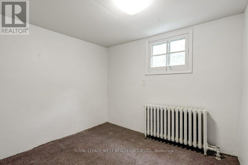 28 CONCORD AVENUE - 36