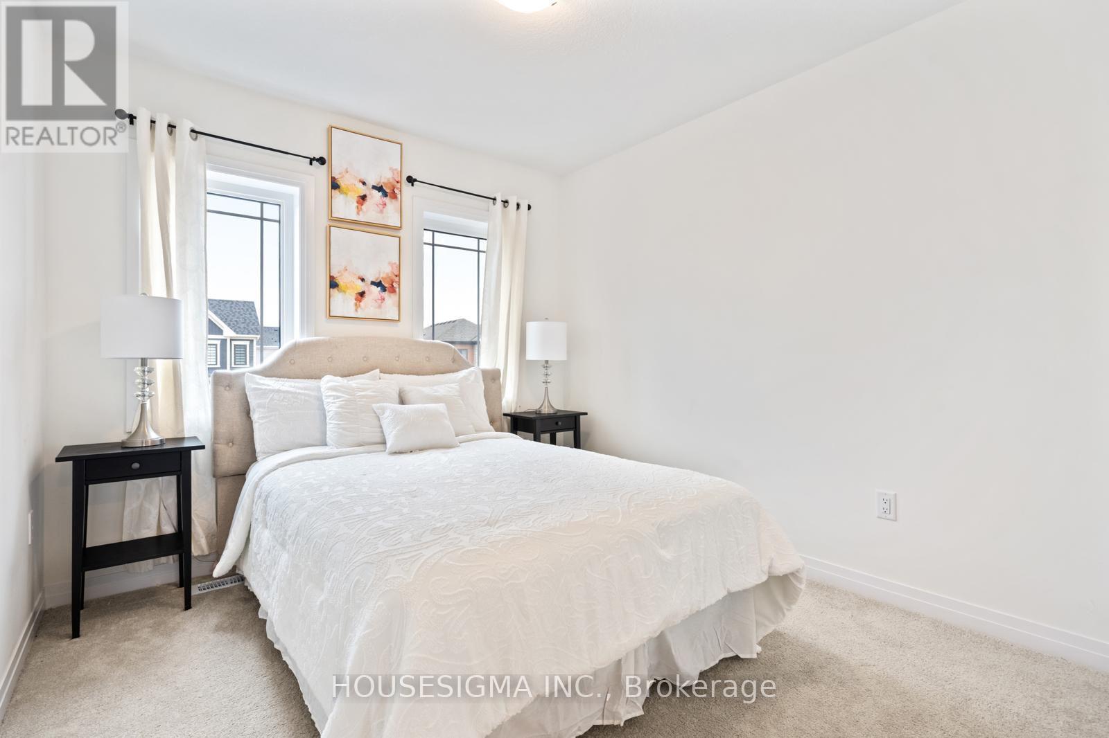 28 Canvas Crescent — photo 10