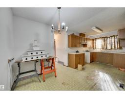 3813 134 Av Nw, Edmonton, AB T5A3J7 Photo 9
