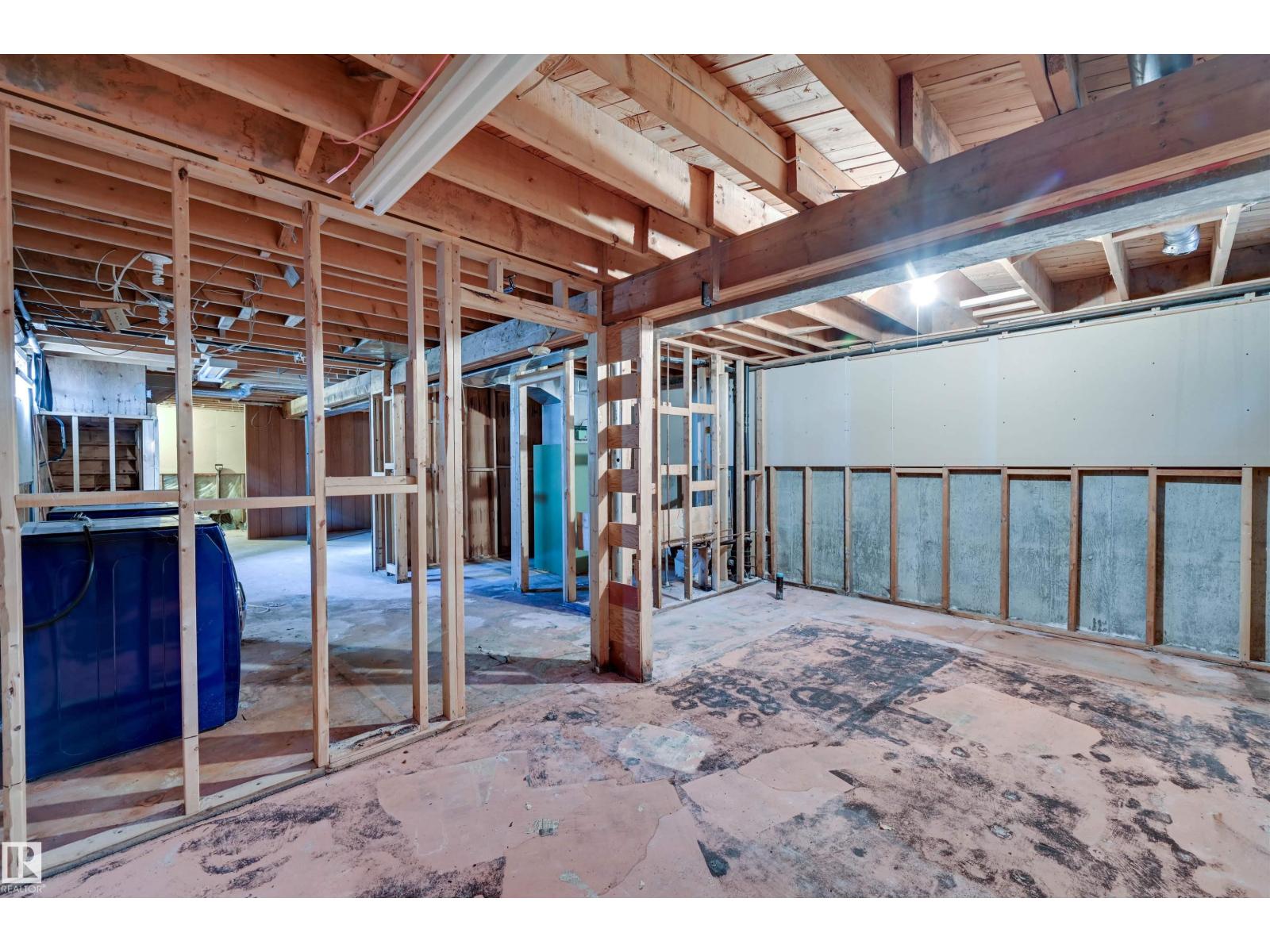 3813 134 AV NW - Image 31